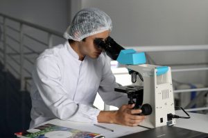 Farmacias y Laboratorios | Conoce la historia de las farmacias en México